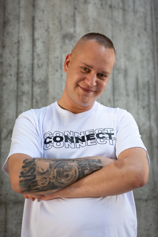 Biała koszulka CONNECT z krótkim rękawem